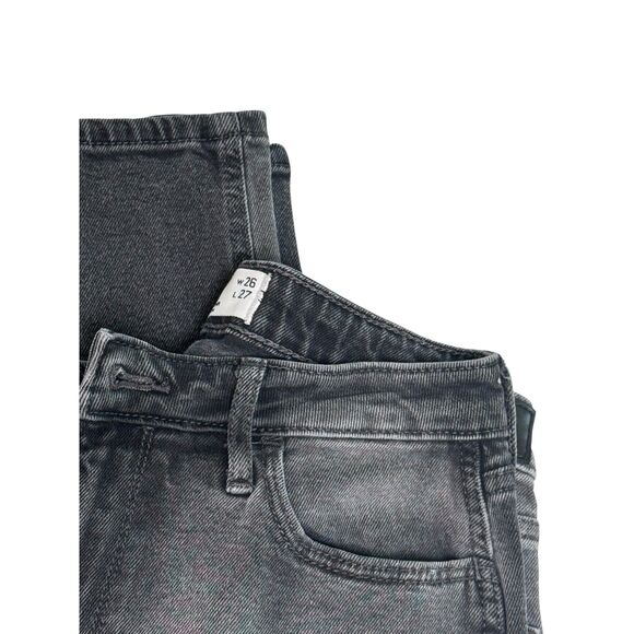 Hollister Curvy High-Rise Mom Jean- 3R/ W26 L27 - Picture 5 of 9